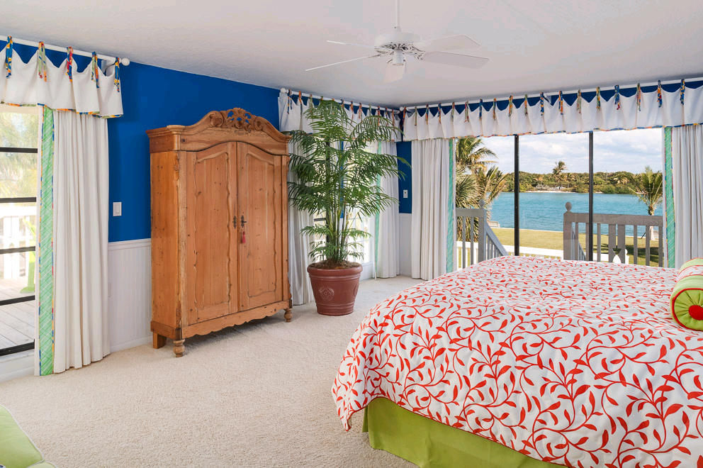 3188 Cove Road Jupiter, FL 33469 - Photo 3 of 15 Master Bedroom