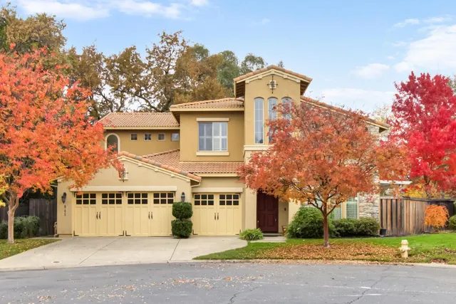$1,245,000 | 945 Sierra Park Lane, Sacramento, CA 95864