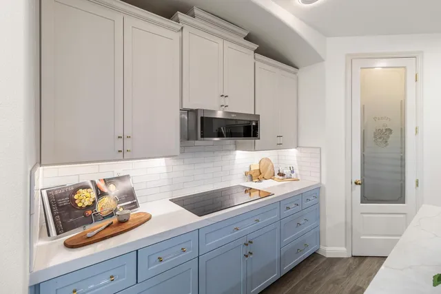 $1,245,000 | 945 Sierra Park Lane, Sacramento, CA 95864