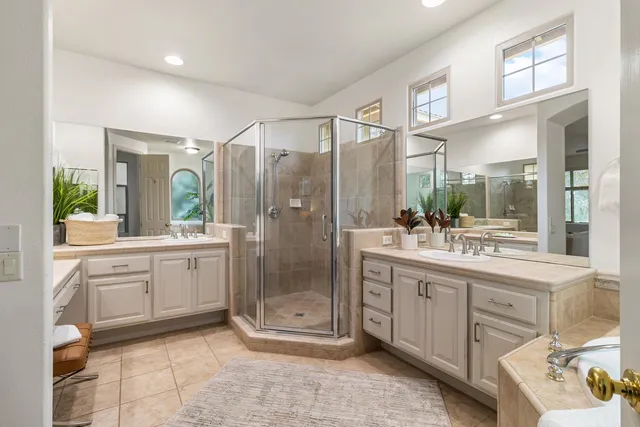 $1,245,000 | 945 Sierra Park Lane, Sacramento, CA 95864