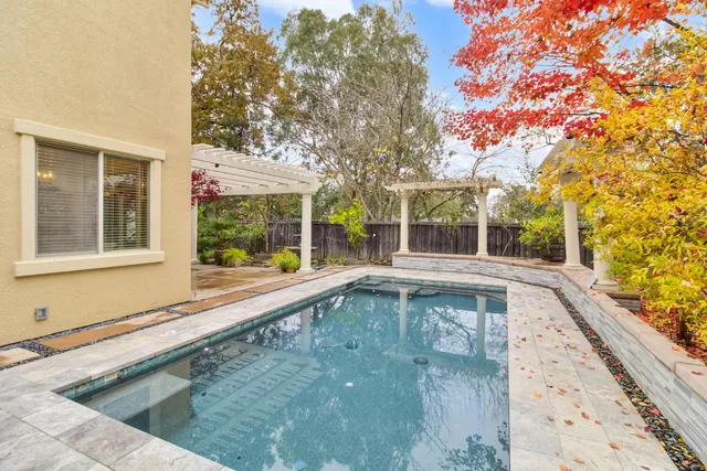 $1,245,000 | 945 Sierra Park Lane, Sacramento, CA 95864