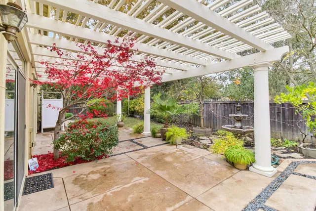$1,245,000 | 945 Sierra Park Lane, Sacramento, CA 95864