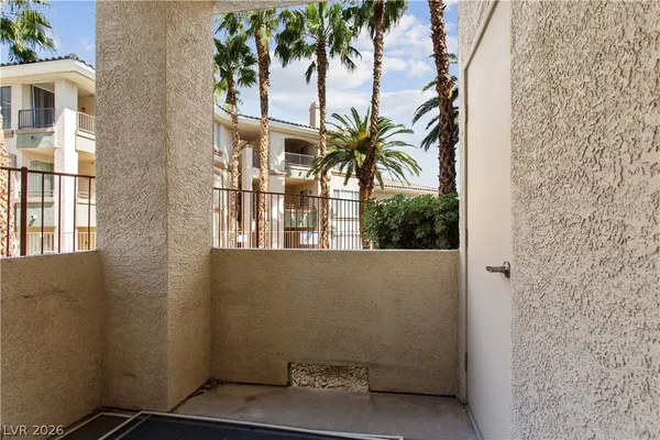 $250,000 | 7155 South Durango Drive, Unit 104, Las Vegas, NV 89113