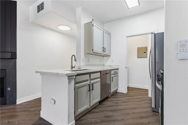 $250,000 | 7155 South Durango Drive, Unit 104, Las Vegas, NV 89113
