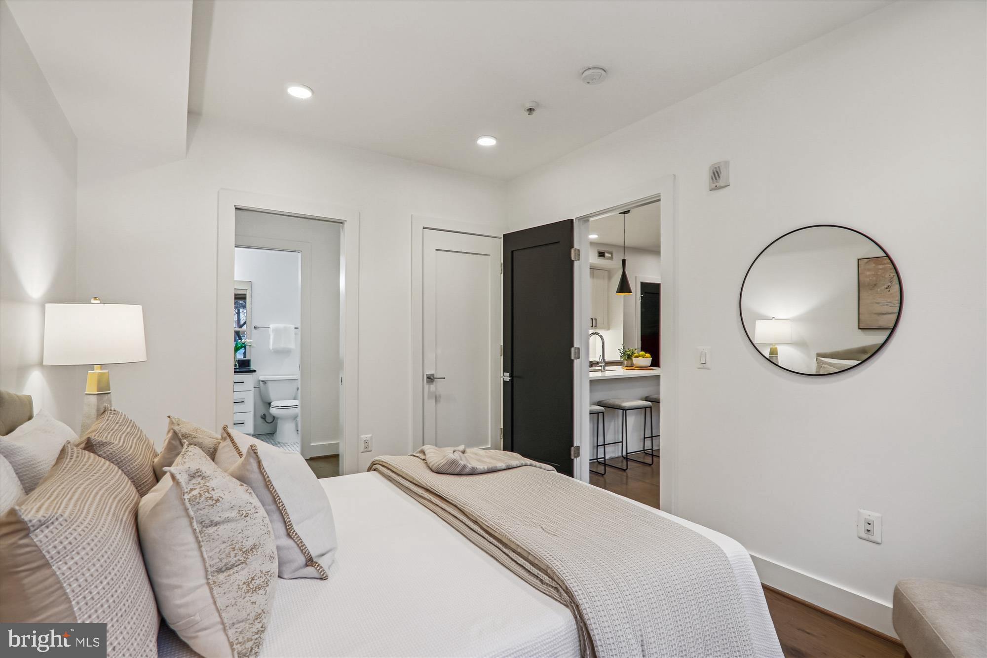 1508 F Street Northeast, Unit 3 Washington, DC 20002 - Photo 15 of 27 Spacious and Styish