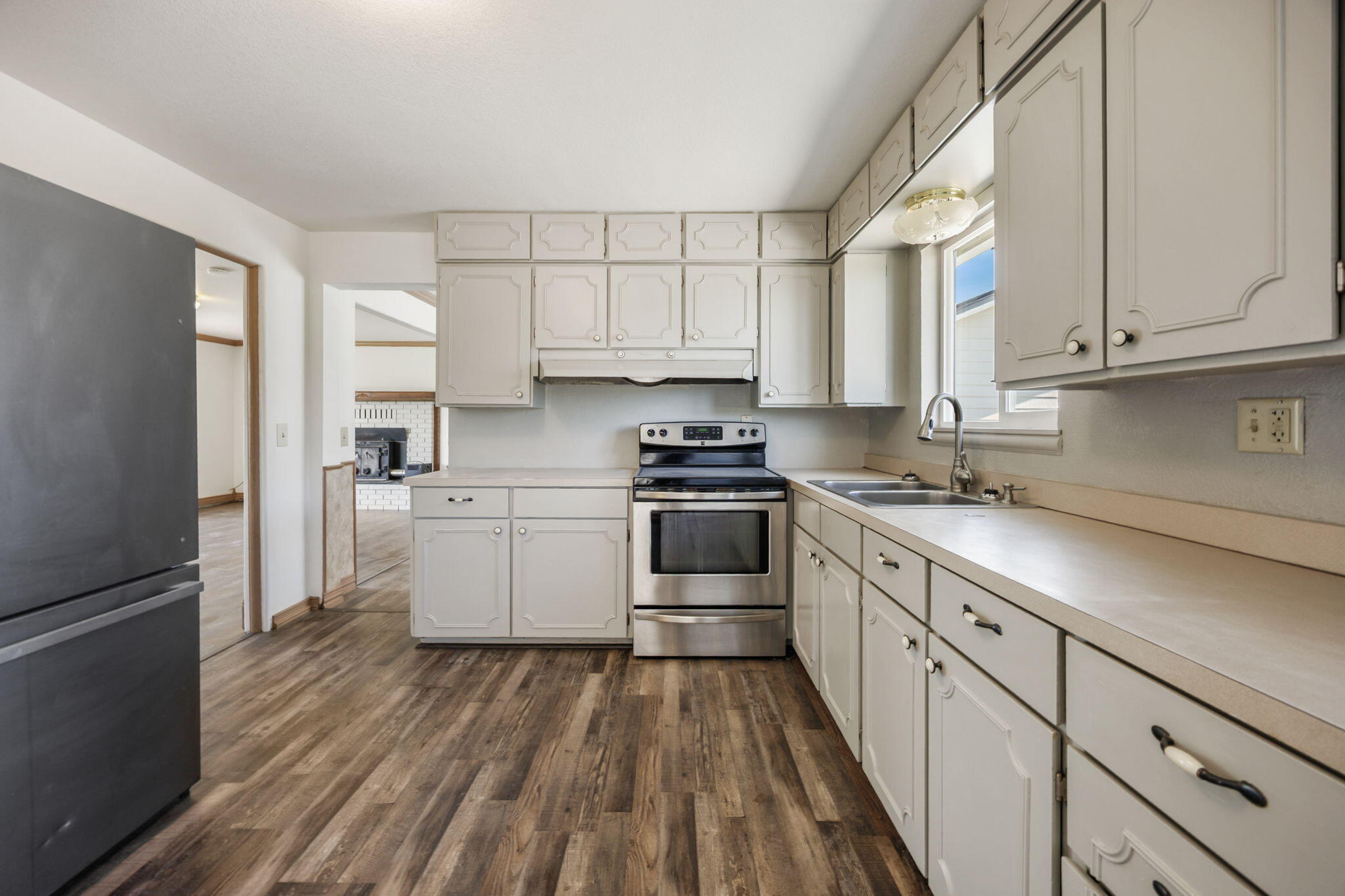 1350 Nick Young Road Eagle Point, OR 97524 - Photo 15 of 46