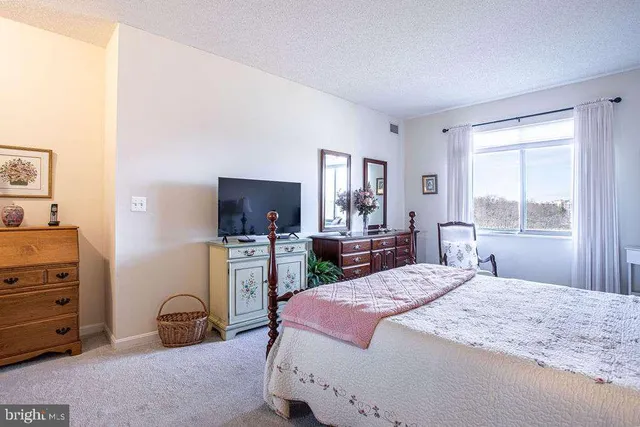 $319,900 | 3005 South Leisure World Boulevard, Unit 812, Silver Spring, MD 20906