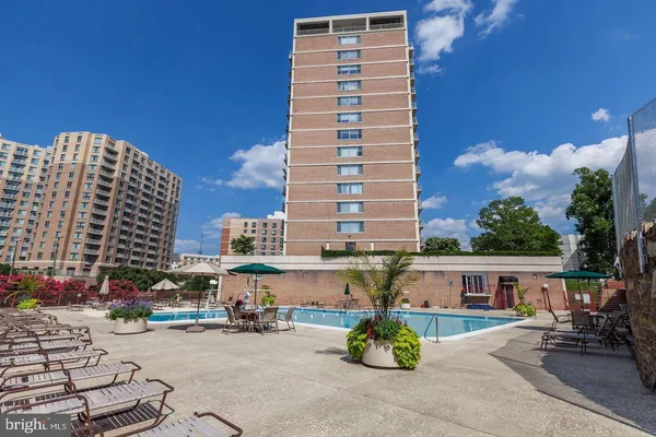 $2,090 | 1220 Blair Mill Road, Unit 1007, Silver Spring, MD 20910