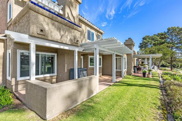 $1,075,000 | 12032 Royal Birkdale Row, Unit B, San Diego, CA 92128