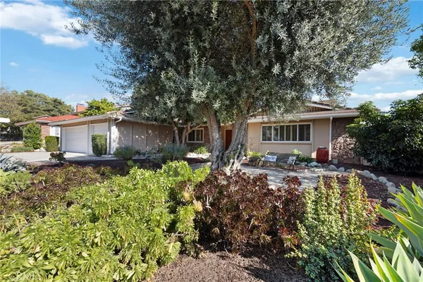 $1,175,000 | 112 Nassau Place, Claremont, CA 91711