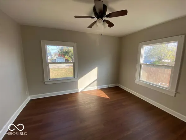 $850 | 905 North Emerson Avenue, Indianapolis, IN 46219