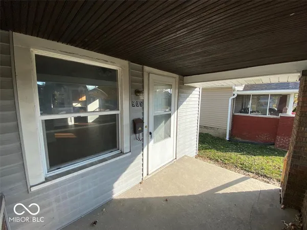 $850 | 905 North Emerson Avenue, Indianapolis, IN 46219