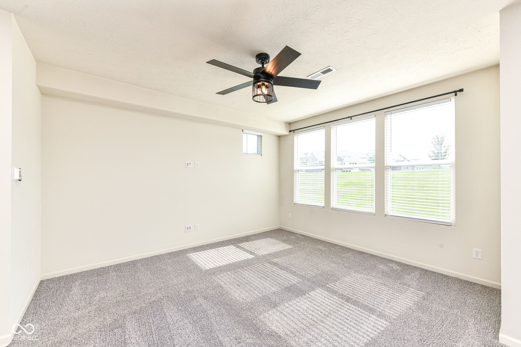 13445 Dewpoint Lane Fishers, IN 46037 - Photo 5 of 46
