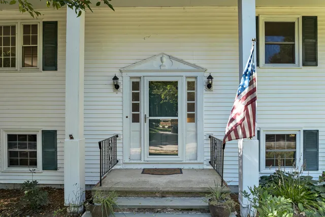 $530,000 | 6 Woodland Circle, Bow, NH 03304