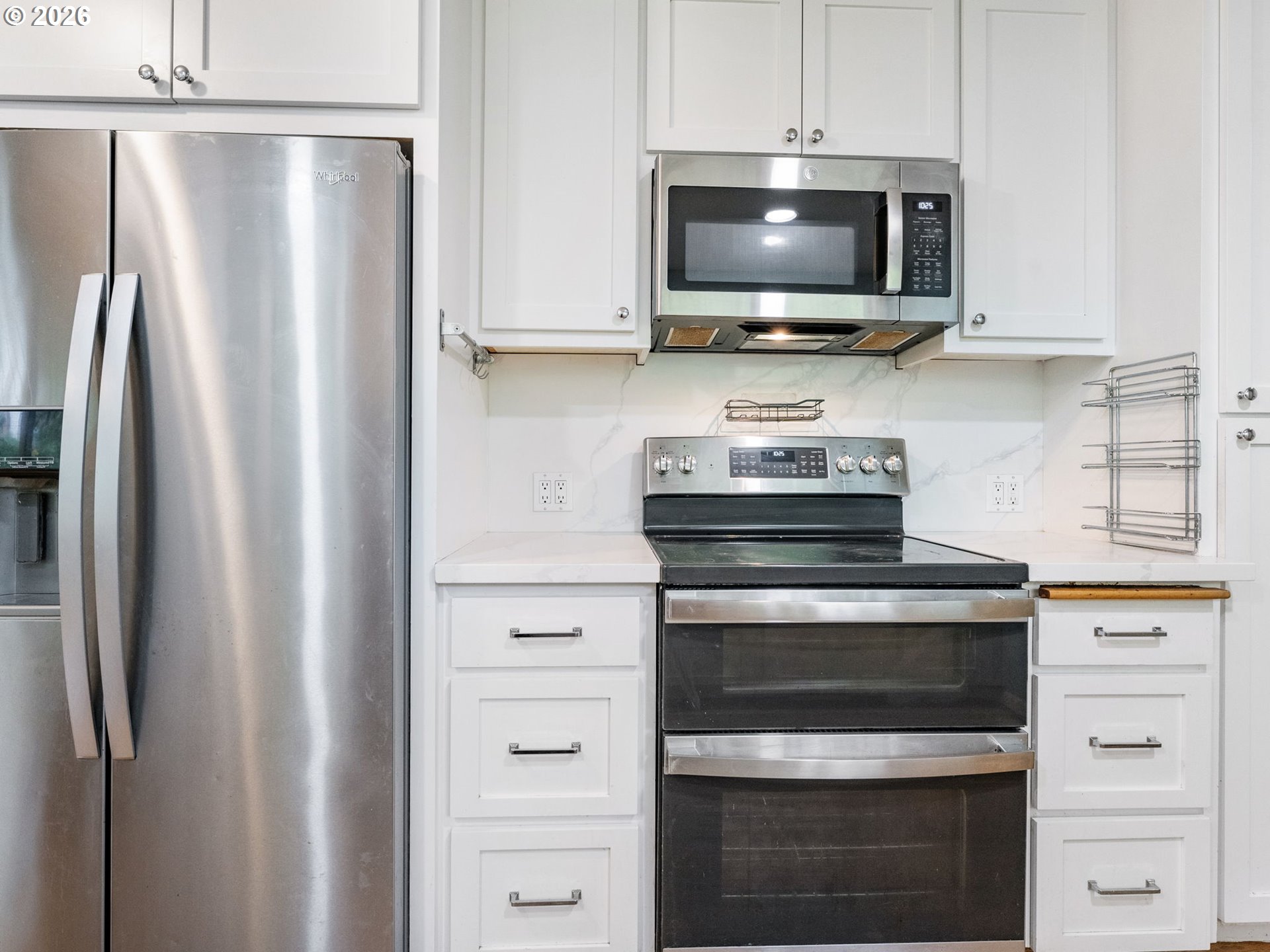 4010 Southwest Hamilton Street Portland, OR 97221 - Photo 14 of 38