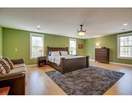 108 Spectacle Hill Road Bolton, MA 01740 - Photo 13 of 30