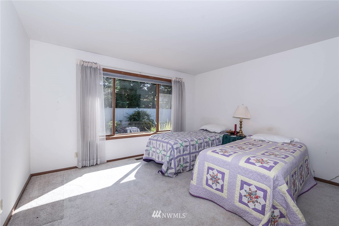 6402 137th Place Southwest Edmonds, WA 98026 - Photo 15 of 24 Gallery Image 15