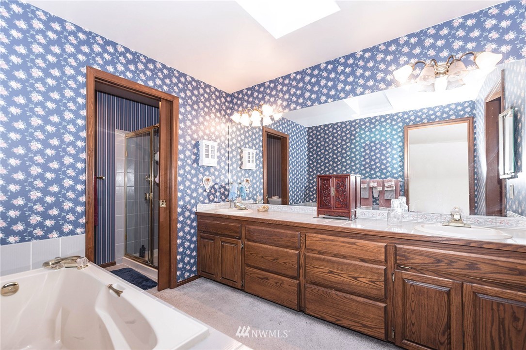 6402 137th Place Southwest Edmonds, WA 98026 - Photo 16 of 24 Gallery Image 16