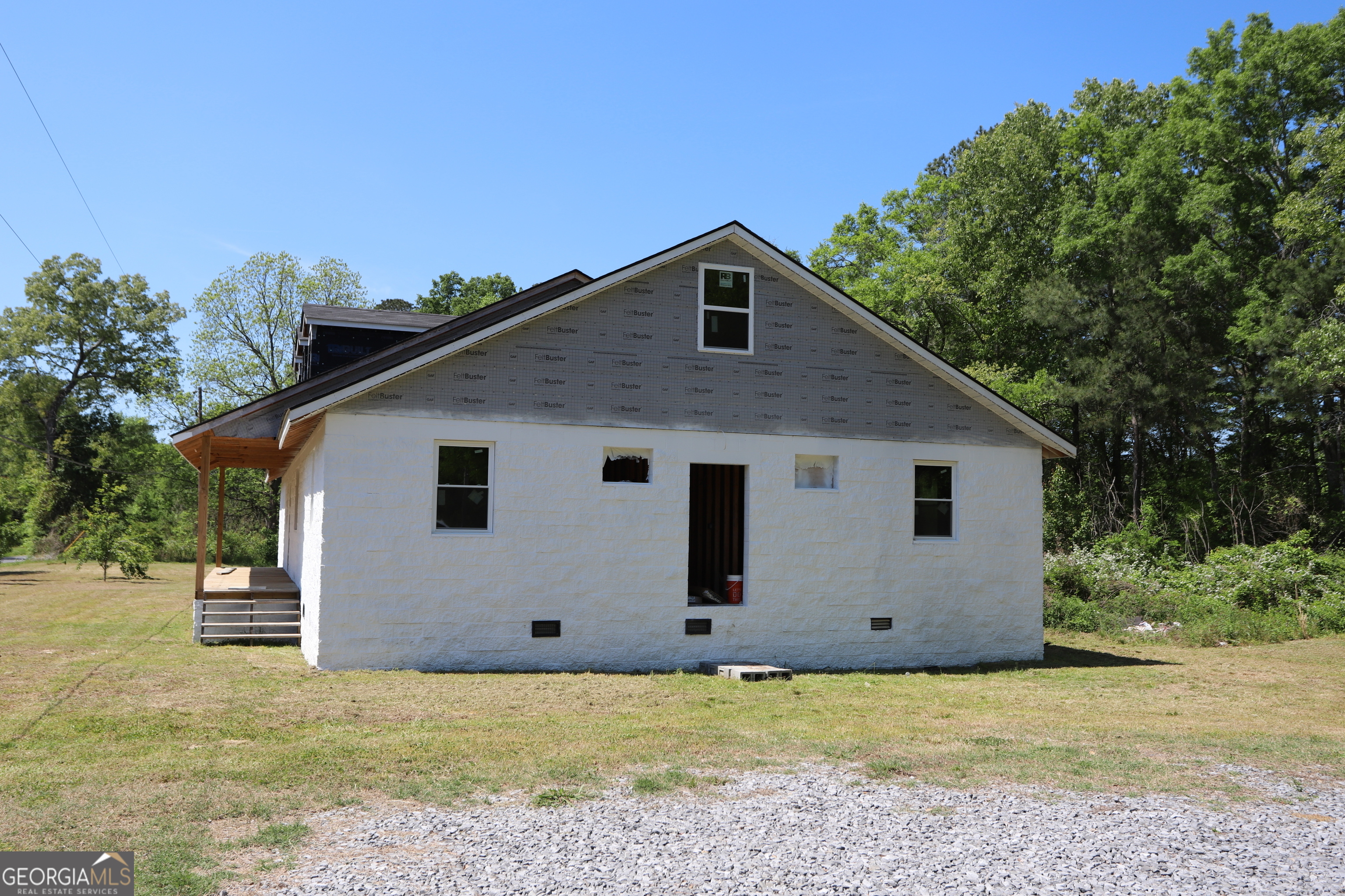 271 Cemetery Road Lyerly, GA 30730 - Photo 2 of 15