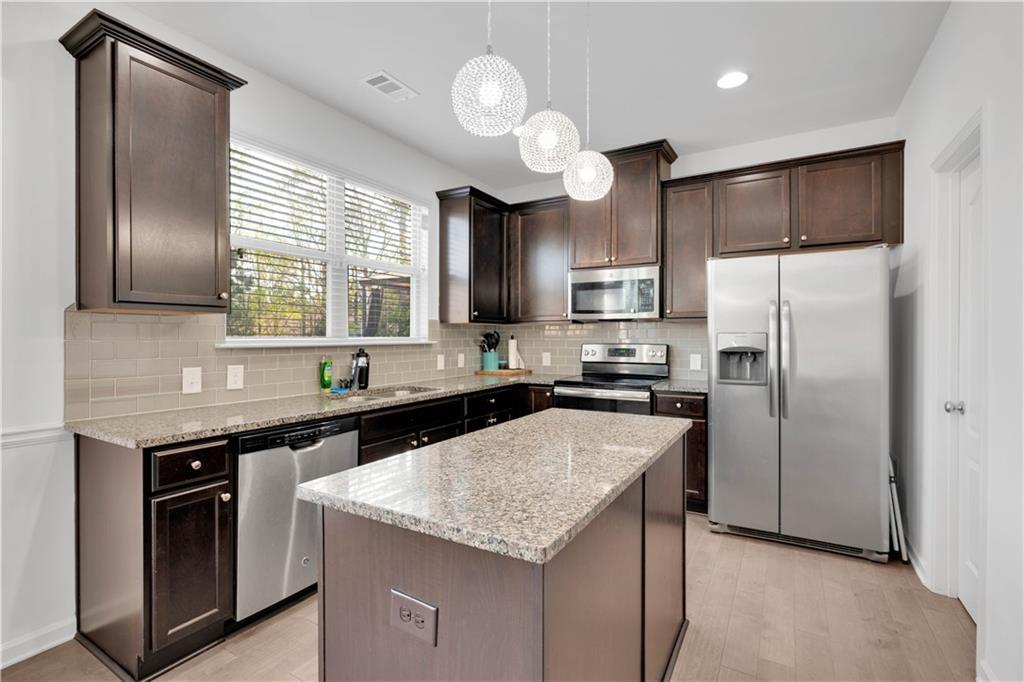 7545 Roseberry Way Lithonia, GA 30038 - Photo 14 of 40