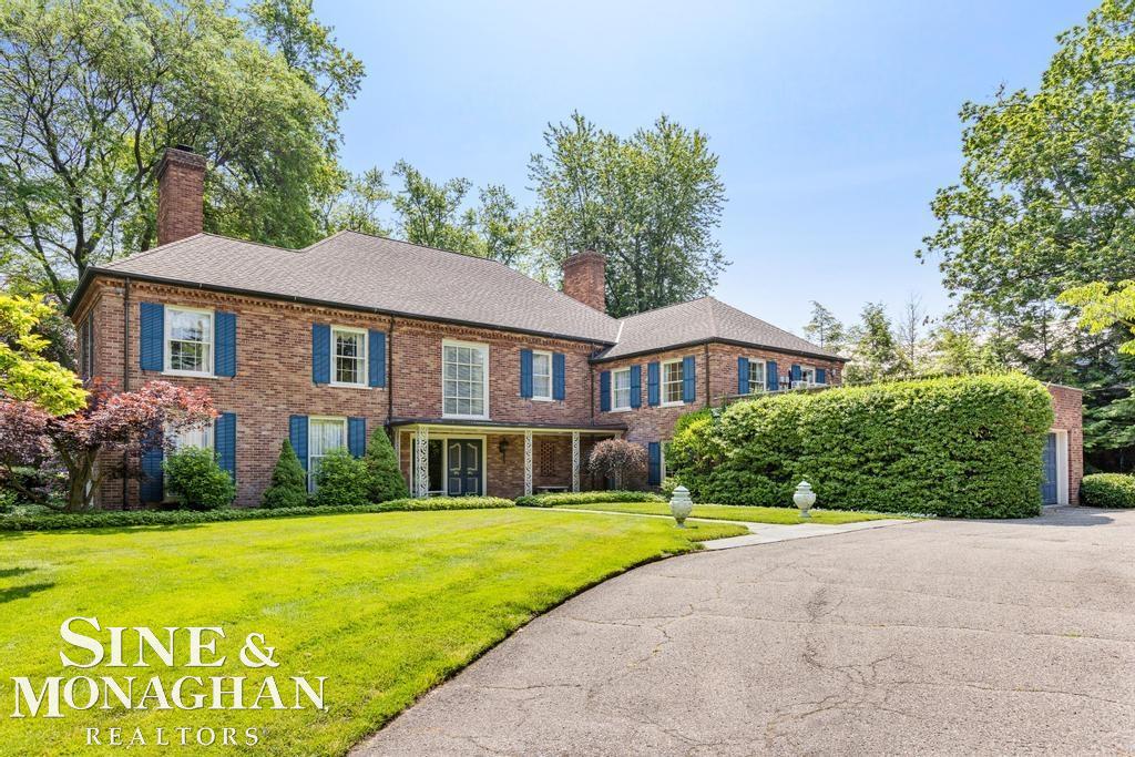 681 Lake Shore Road Grosse Pointe, MI 48236 - Photo 64 of 75 50114891-63.JPG