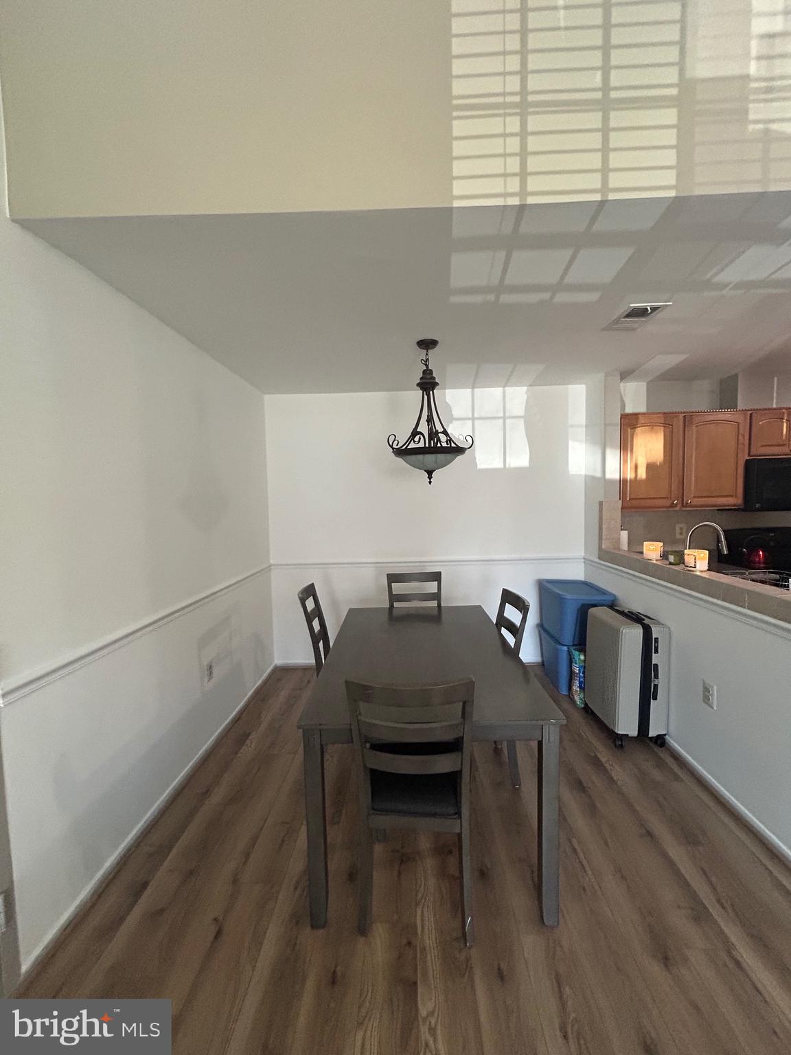 7804 Harrowgate Circle, Unit D Springfield, VA 22152 - Photo 7 of 31