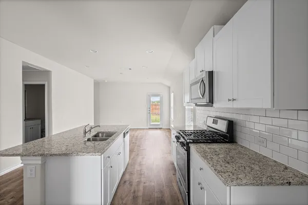 $1,825 | 388 Arbor Hills, New Braunfels, TX 78130