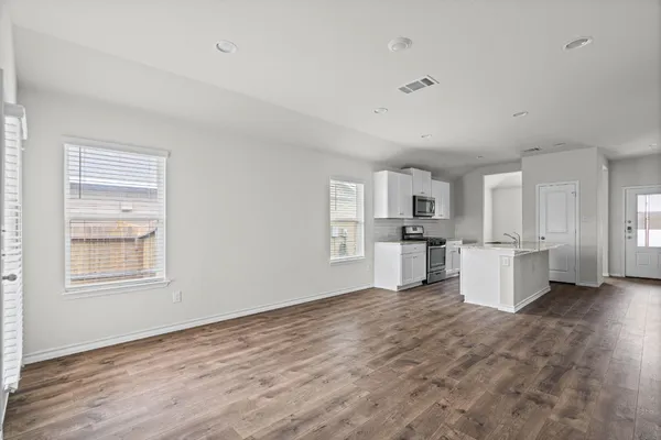 $1,825 | 388 Arbor Hills, New Braunfels, TX 78130