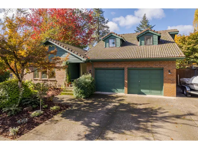 $797,000 | 1750 Tabor Street, Eugene, OR 97401
