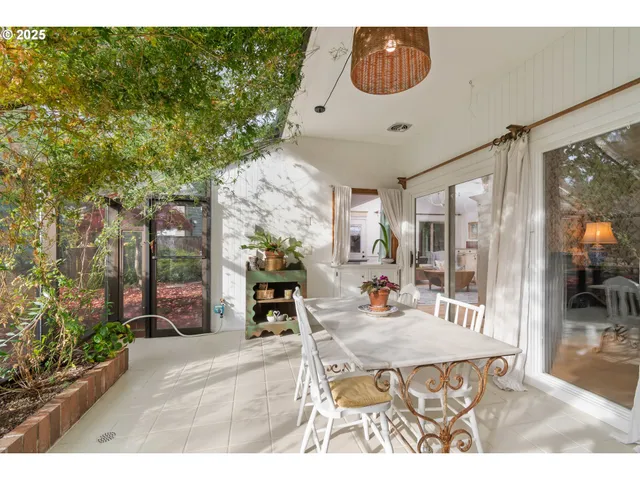 $797,000 | 1750 Tabor Street, Eugene, OR 97401