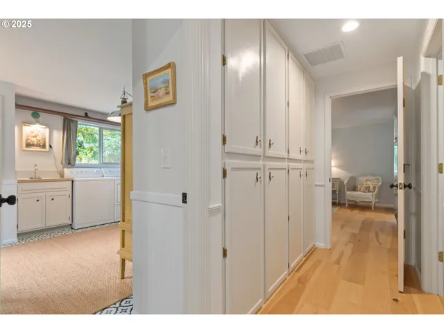 $797,000 | 1750 Tabor Street, Eugene, OR 97401