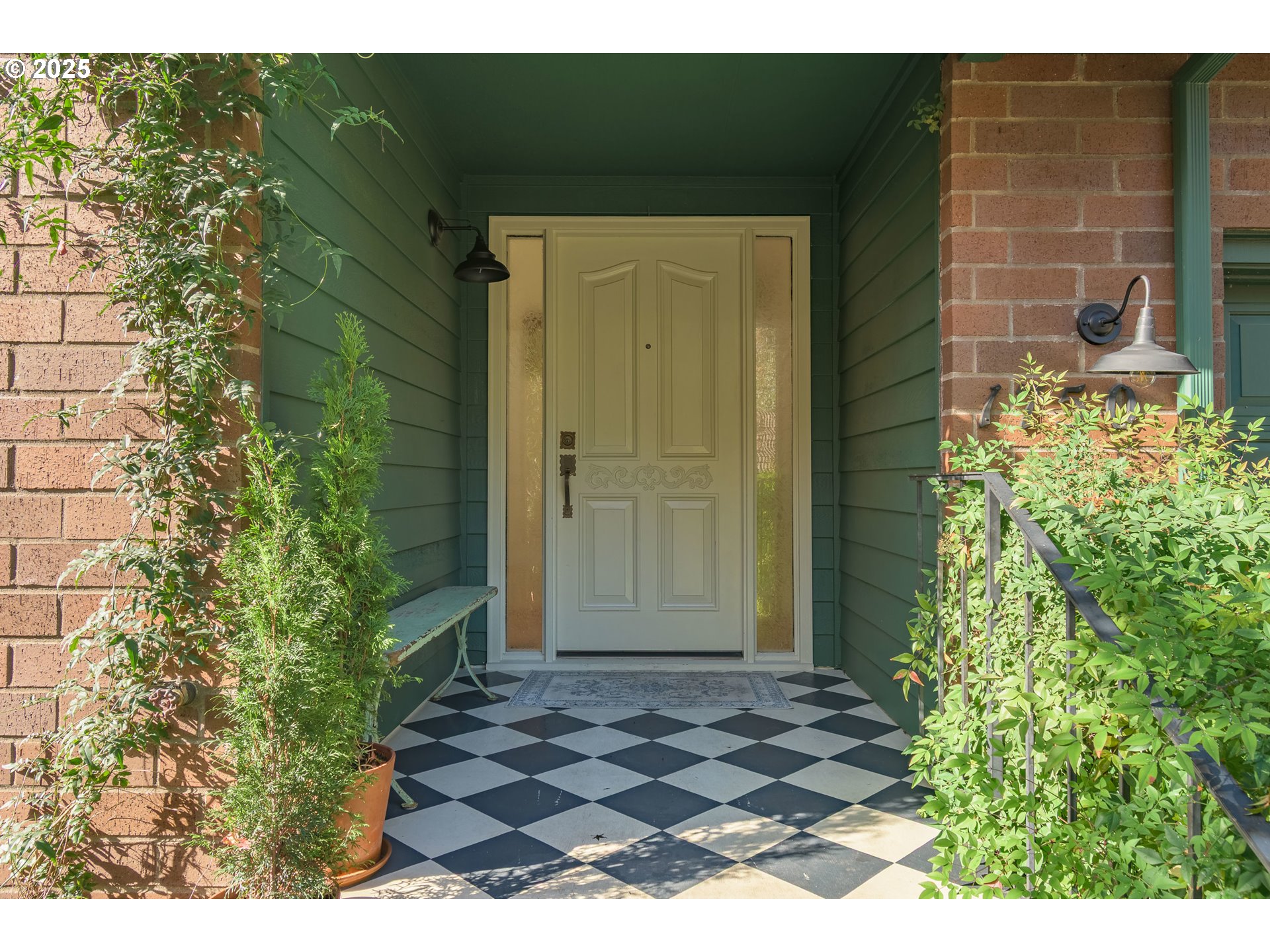 1750 Tabor Street Eugene, OR 97401 - Photo 3 of 48