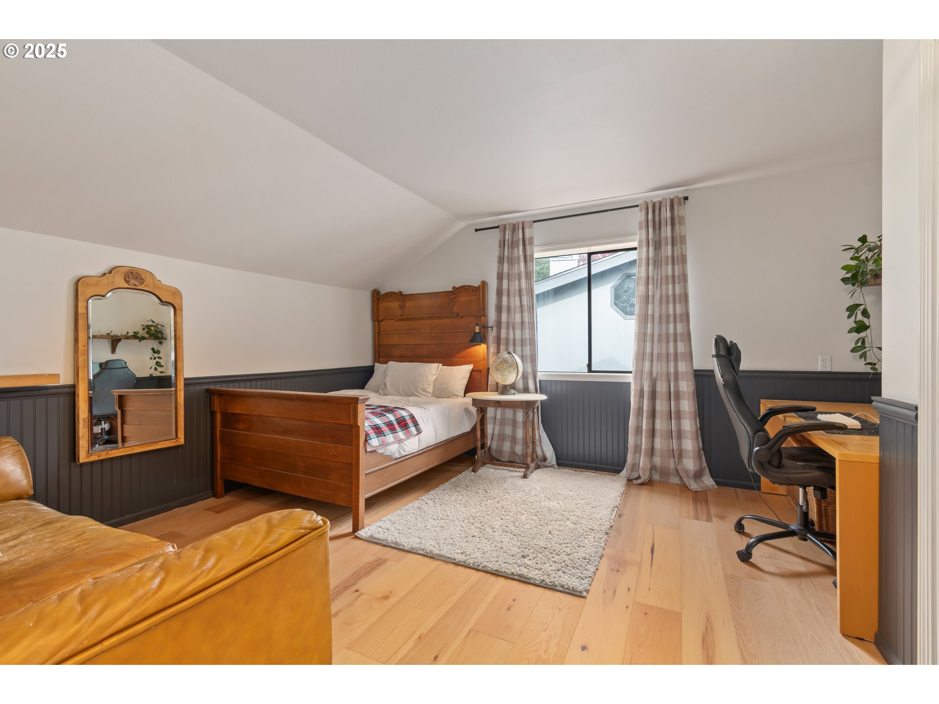 1750 Tabor Street Eugene, OR 97401 - Photo 34 of 48 Bedroom