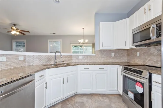 $2,000 | 995 Treymont Way Southwest, Lawrenceville, GA 30045