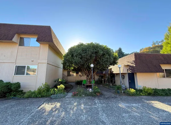 $825,000 | 1520-1530 7th Street Northwest, Salem, OR 97304