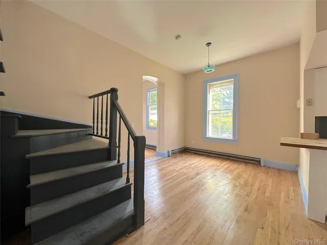 $2,250 | 240 Grand Street, Unit 5, Newburgh, NY 12550