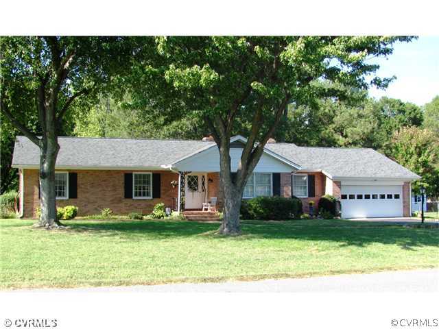 8218 Brookfield Road Richmond, VA 23227 - Photo 1 of 12 Exterior Front - Beautiful Brick Ranch Home in Cha