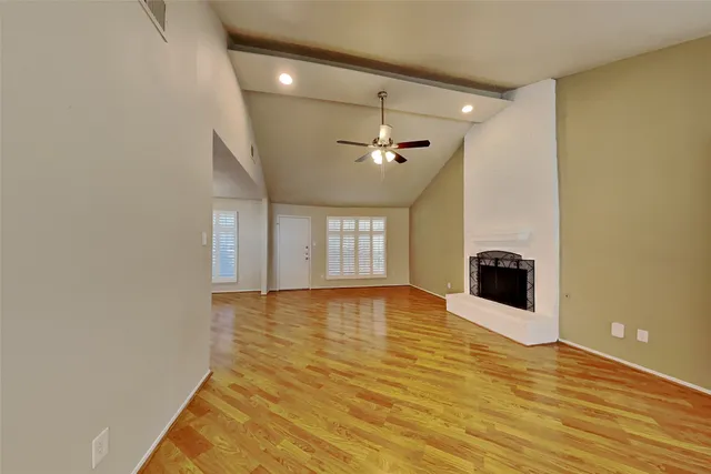 $1,975 | 20 Early Dawn Court, Spring, TX 77381