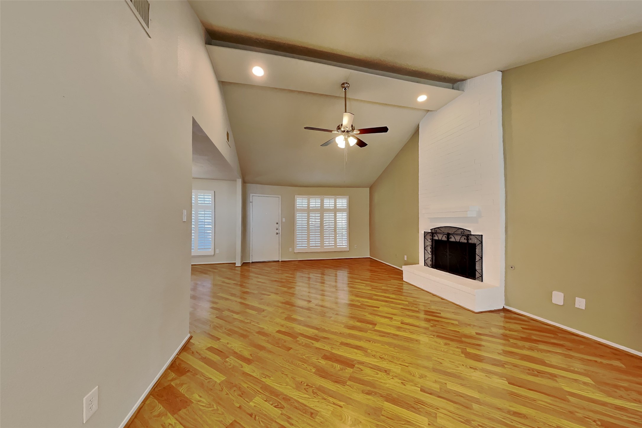 20 Early Dawn Court Spring, TX 77381 - Photo 3 of 18