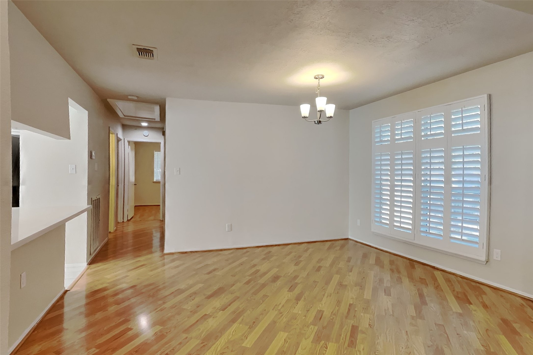 20 Early Dawn Court Spring, TX 77381 - Photo 6 of 18