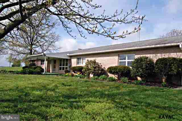 4865 Hanover Road Littlestown, PA 17340 - Photo 1 of 27