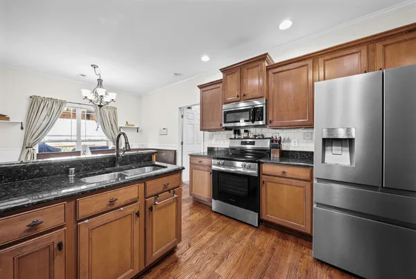 $369,900 | 195 Barkers Mill Road, Pembroke, KY 42266