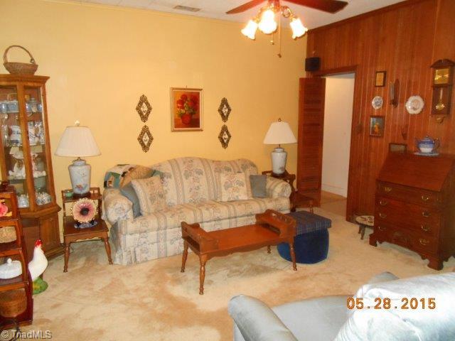 155 Oak Summit Road Winston-Salem, NC 27105 - Photo 4 of 14 Gallery Image 4
