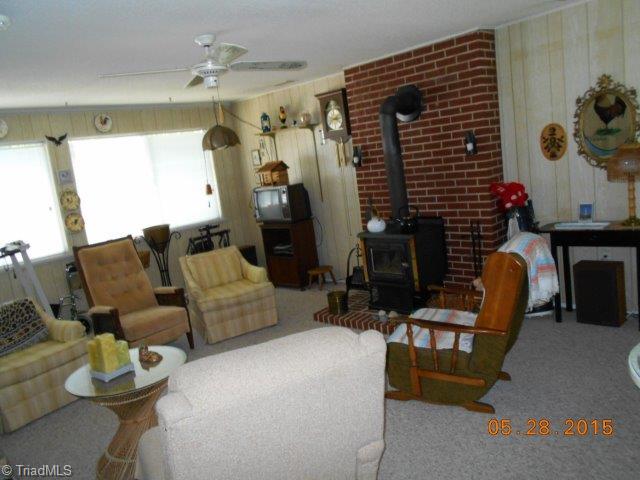 155 Oak Summit Road Winston-Salem, NC 27105 - Photo 5 of 14 Gallery Image 5