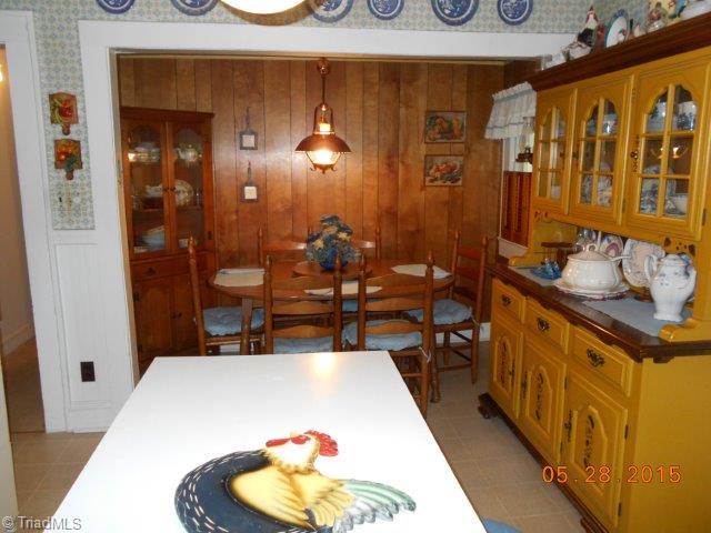 155 Oak Summit Road Winston-Salem, NC 27105 - Photo 7 of 14 Gallery Image 7