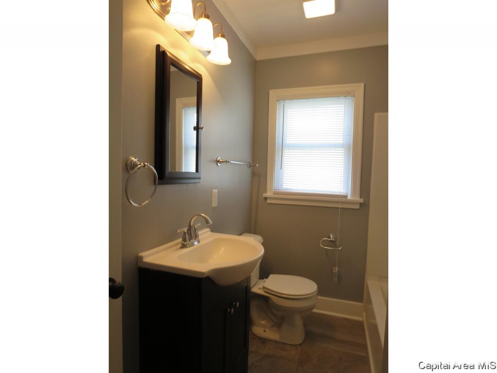 1335 North Rutledge Street Springfield, IL 62702 - Photo 19 of 31