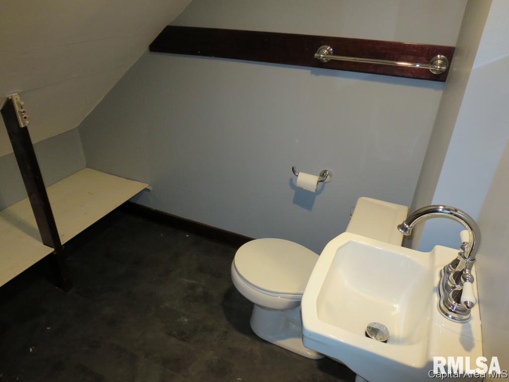 1335 North Rutledge Street Springfield, IL 62702 - Photo 27 of 31