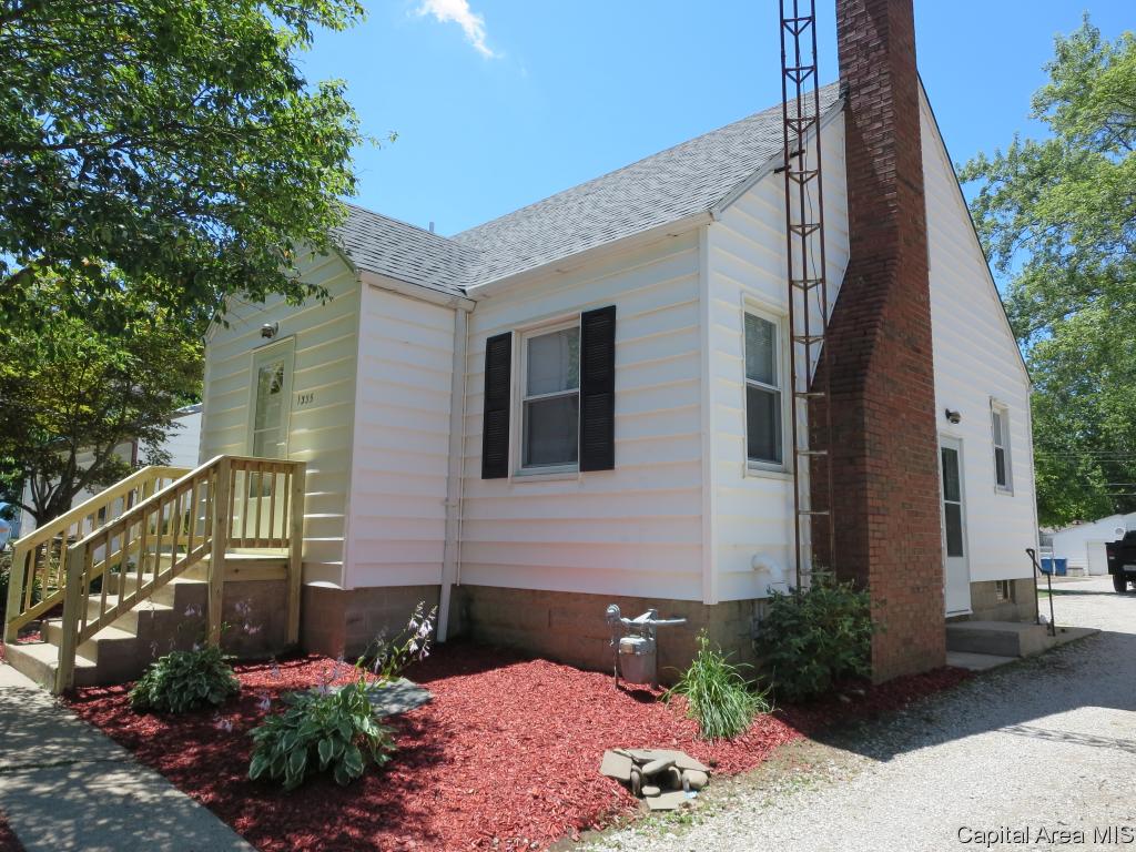 1335 North Rutledge Street Springfield, IL 62702 - Photo 4 of 31