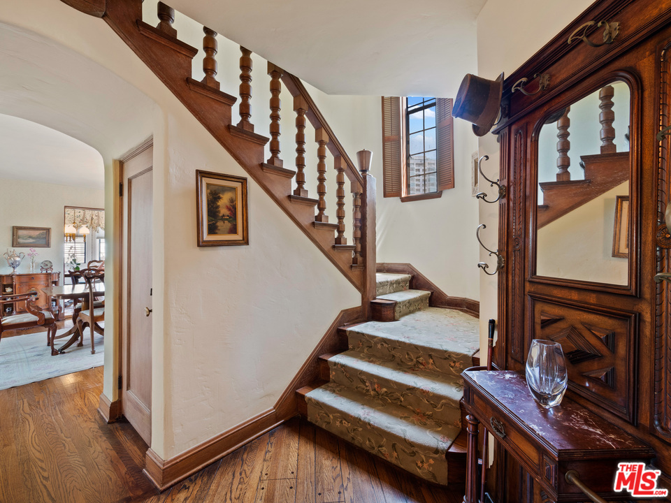 810 Devon Avenue Los Angeles, CA 90024 - Photo 10 of 23 a view of entryway livingroom and hall with wooden floor