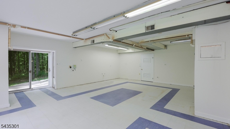 2 Springdale Lane Warren, NJ 07059 - Photo 28 of 31
